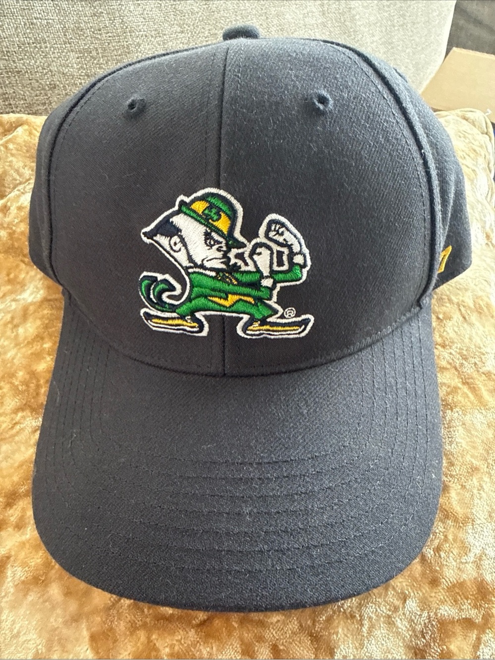 Notre Dame Fighting Irish Hat ‘47 Cap YOUTH NAVY NCAA Football Leprechaun EUC